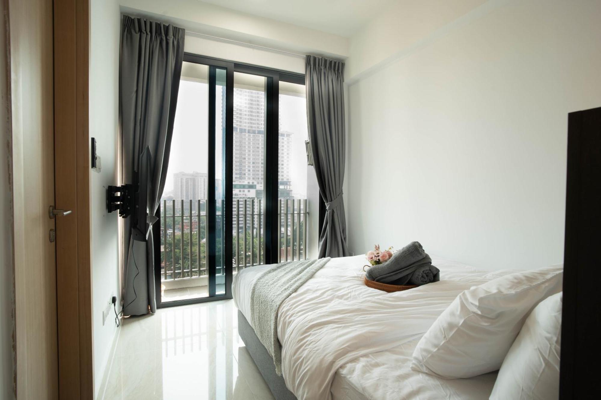 The Colony By Infinitum Best Pool View Klcc Trx Merdeka 118 Kl Tower Kuala Lumpur Buitenkant foto